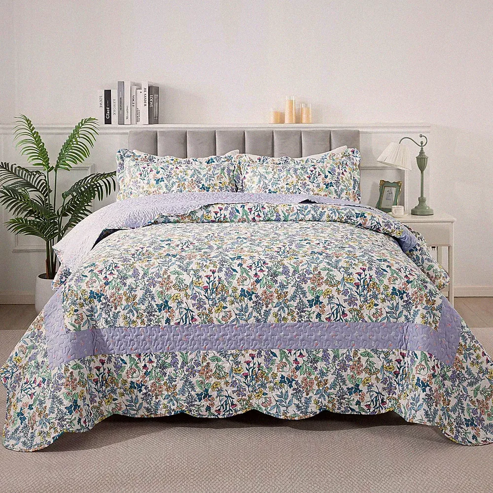 Oversized King Bedspreads - California King Quilt Set 120"x120", 3-Piece Floralt