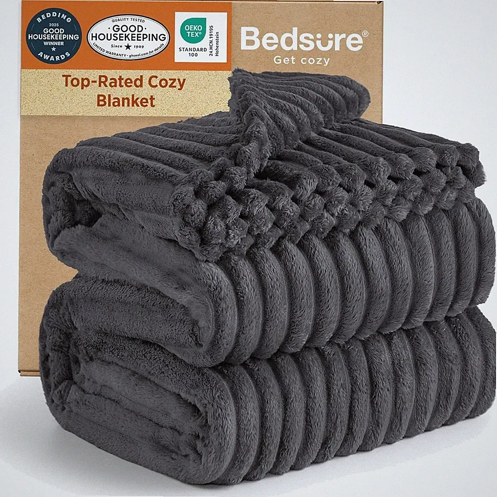 Ultra Soft Grey California King Blanket – Cozy Modern Throw for All Seasons